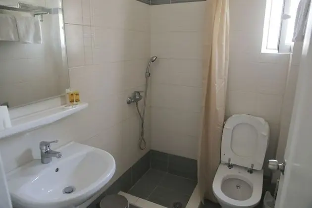 Comfort Tek Büyük Yataklı Oda
