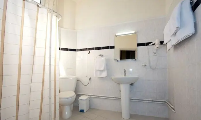 Comfort Üç Kişilik Oda, 3 Tek Kişilik Yatak