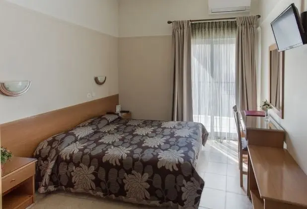 Tek Büyük veya İki Ayrı Yataklı Oda