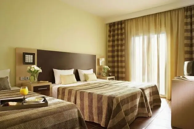 Standard Üç Kişilik Oda, 3 Tek Kişilik Yatak, Sigara İçilebilir, Balkon