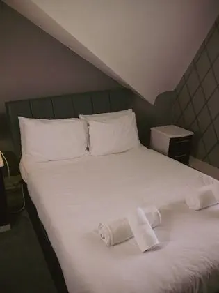 Süit, Banyolu/Duşlu
