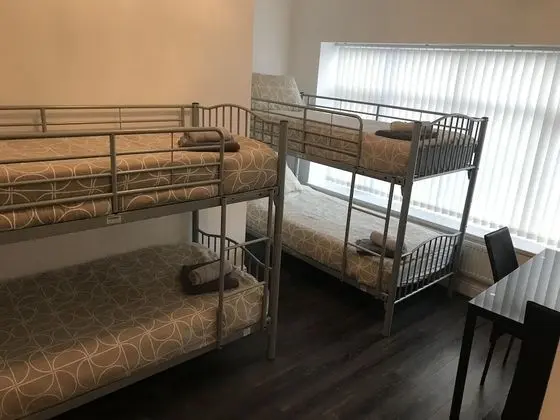 Standard Dört Kişilik Oda, Birden Çok Yatak