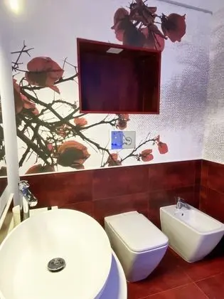 Luxury Tek Büyük Yataklı Oda