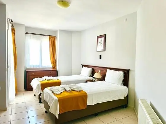 Aile Odası, Deniz Manzaralı, Balkonlu