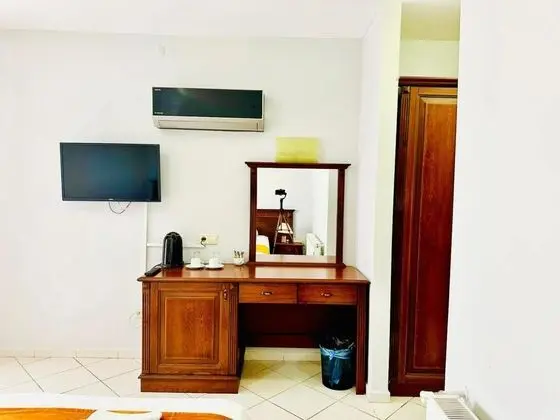 Standart Oda, Kara Manzaralı