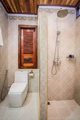 Deluxe Family Upper Floor