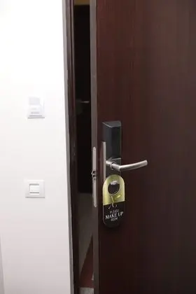 Business Tek Büyük veya İki Ayrı Yataklı Oda