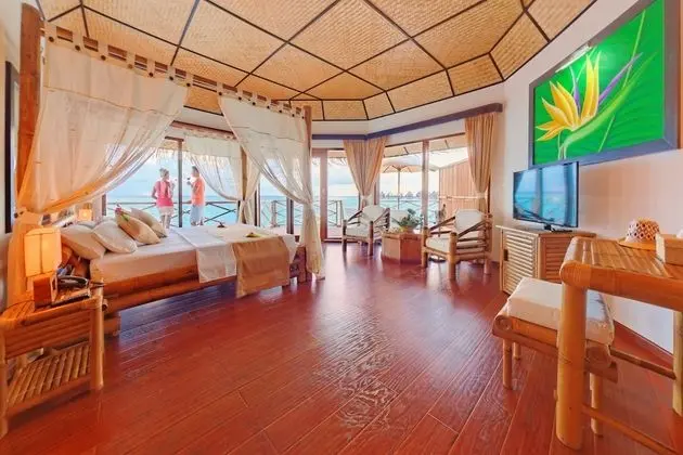 Superior Bungalov, Deniz Üstü