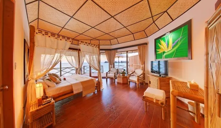 Superior Bungalov, Deniz Üstü