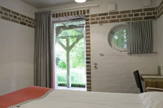 Economy Tek Büyük Yataklı Oda