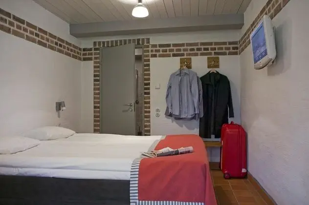 Economy Tek Büyük Yataklı Oda