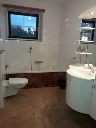 Comfort Tek Büyük Yataklı Oda (Johanna)