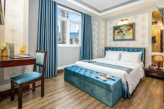 Deluxe Tek Büyük Yataklı Oda, Deniz Manzaralı