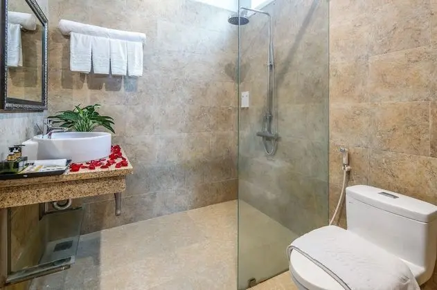 Deluxe Tek Büyük Yataklı Oda, Deniz Manzaralı