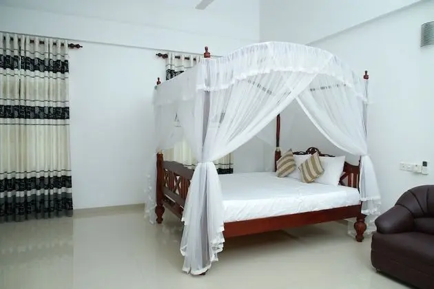 Dört Kişilik Oda, Havuz Manzaralı (Air Conditioning)