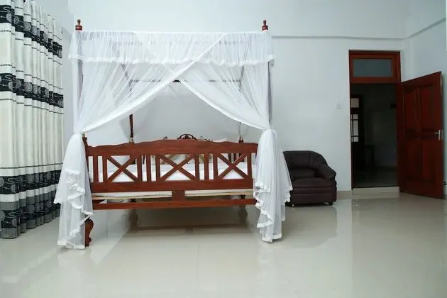 Dört Kişilik Oda, Havuz Manzaralı (Air Conditioning)
