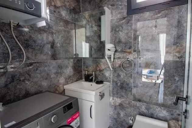 Daire, Göl Manzaralı, 1. Kat