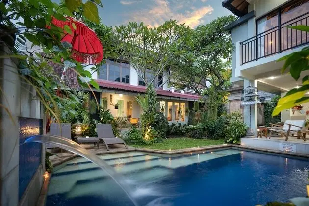 Signature Villa