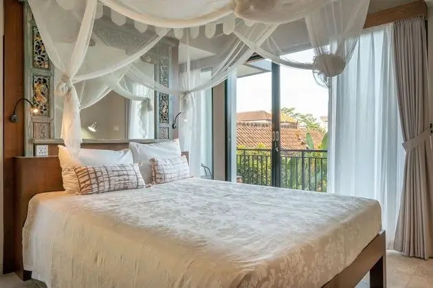 Signature Villa