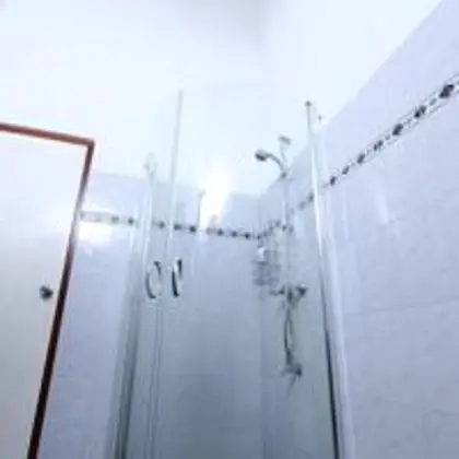 Basic Tek Büyük Yataklı Oda