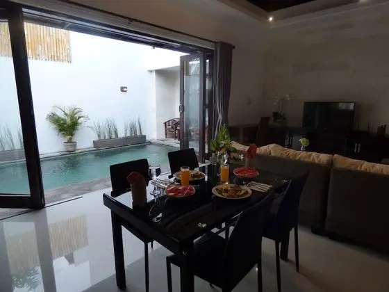Design Villa, 2 Yatak Odası, Havuz Kenarı