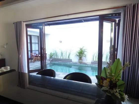 Design Villa, 2 Yatak Odası, Havuz Kenarı