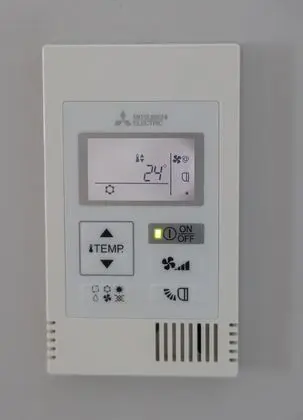 Basic Tek Büyük Yataklı Oda