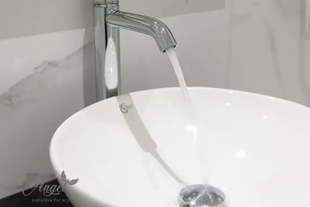 Basic Tek Büyük Yataklı Oda