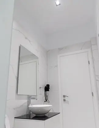 Basic Tek Büyük Yataklı Oda