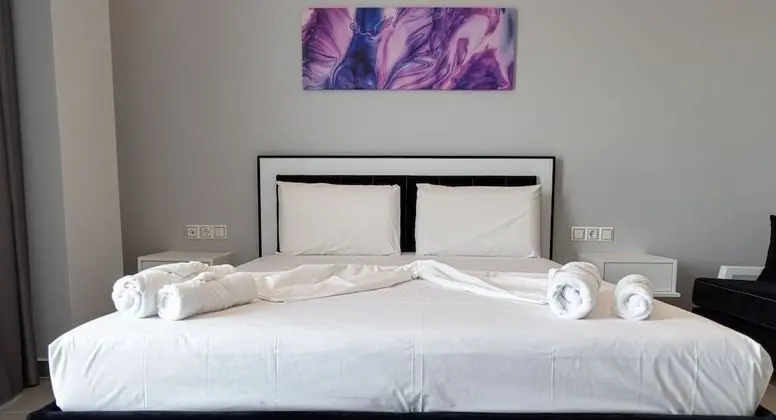 Basic Üç Kişilik Oda