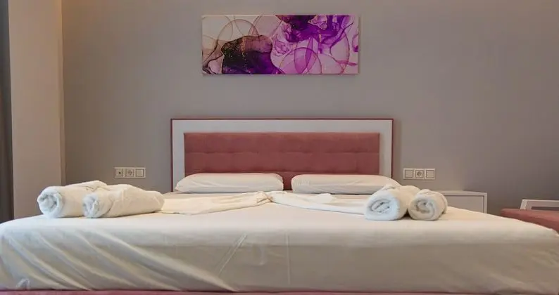 Basic Üç Kişilik Oda