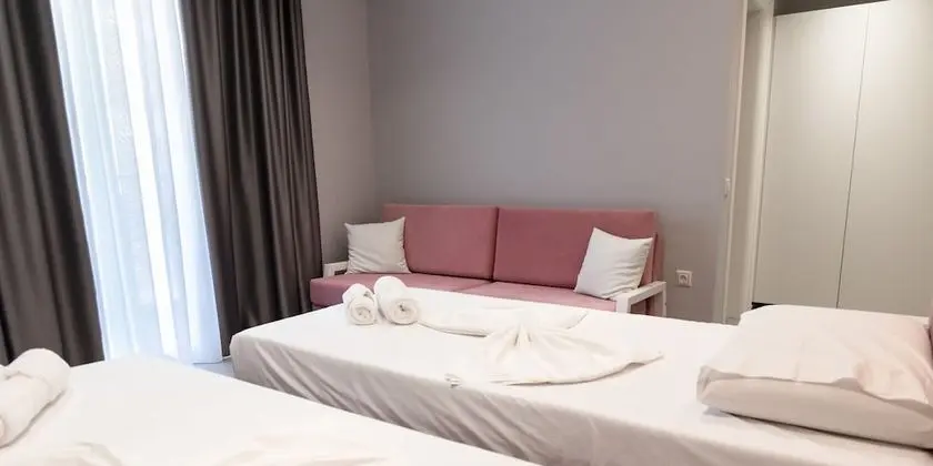 Basic Üç Kişilik Oda