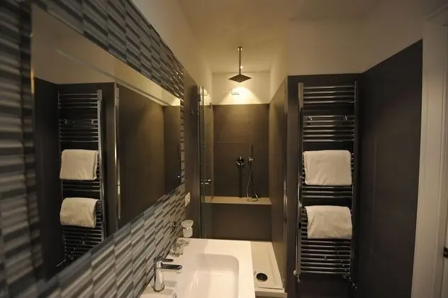 Deluxe Tek Büyük Yataklı Oda (Via Condotti)