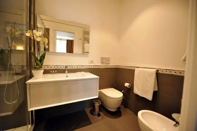 Standard Tek Büyük Yataklı Oda, 1 Büyük (Queen) Boy Yatak (Piazza di Spagna)