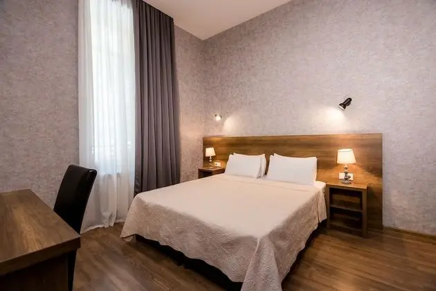 Standard Tek Büyük veya İki Ayrı Yataklı Oda