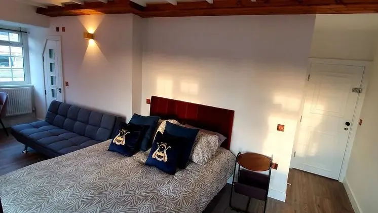 Deluxe Süit, Sıcak Su Havuzu, Şehir Manzaralı (2nd Floor)