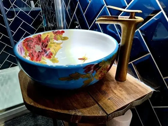 Deluxe Süit, Sıcak Su Havuzu, Şehir Manzaralı (2nd Floor)