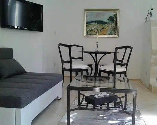 Superior Apart Daire, Deniz Manzaralı