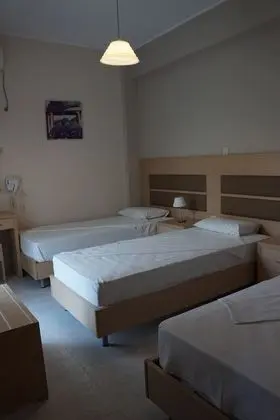 Traditional Üç Kişilik Oda