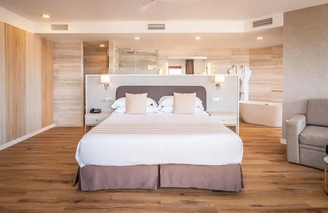 Junior Süit, Teras, Deniz Manzaralı