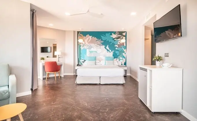 Junior Süit, Teras, Deniz Manzaralı