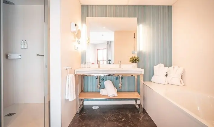 Junior Süit, Teras, Deniz Manzaralı