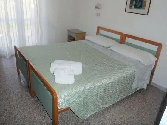 Tek Büyük veya İki Ayrı Yataklı Oda