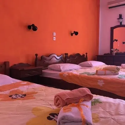Üç Kişilik Oda