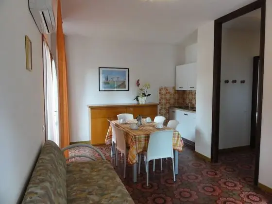 Apart Daire, 2 Yatak Odası (B10058)