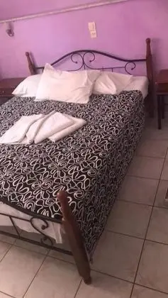 Economy Tek Büyük Yataklı Oda