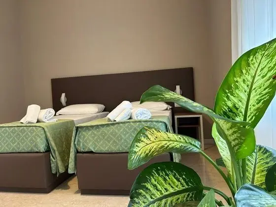 Tek Büyük veya İki Ayrı Yataklı Oda, Balkon