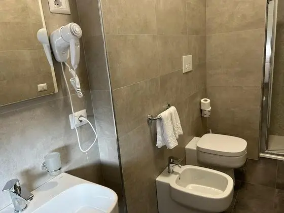 Tek Büyük veya İki Ayrı Yataklı Oda, Balkon