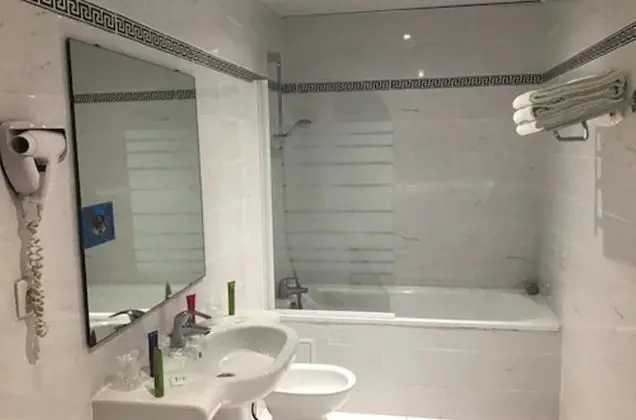Standard Üç Kişilik Oda