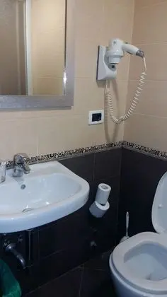 Economy Tek Büyük veya İki Ayrı Yataklı Oda